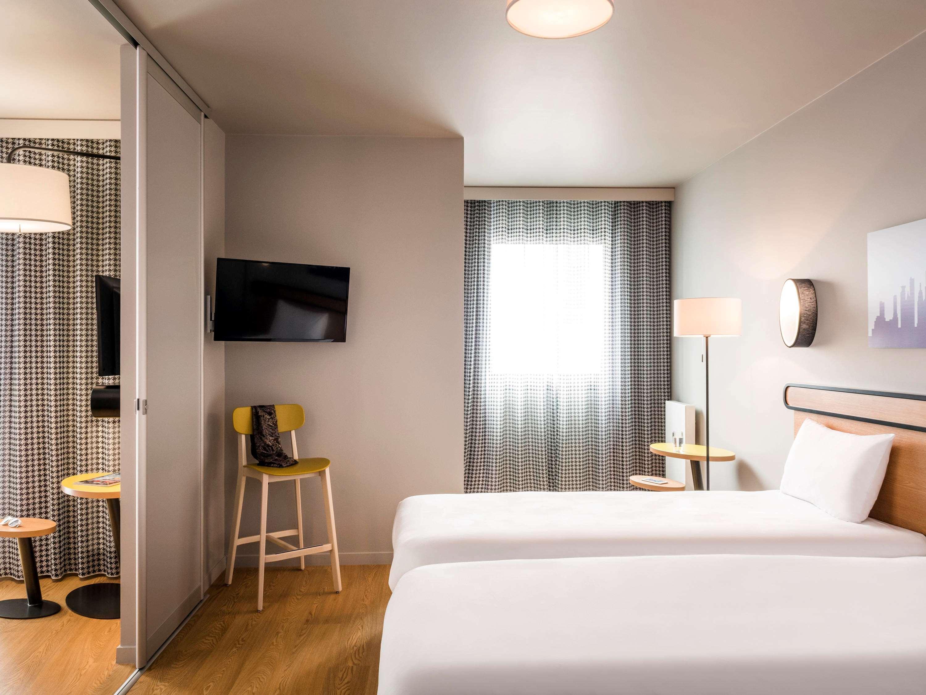 Aparthotel Adagio Access Colombes La Defense Екстериор снимка