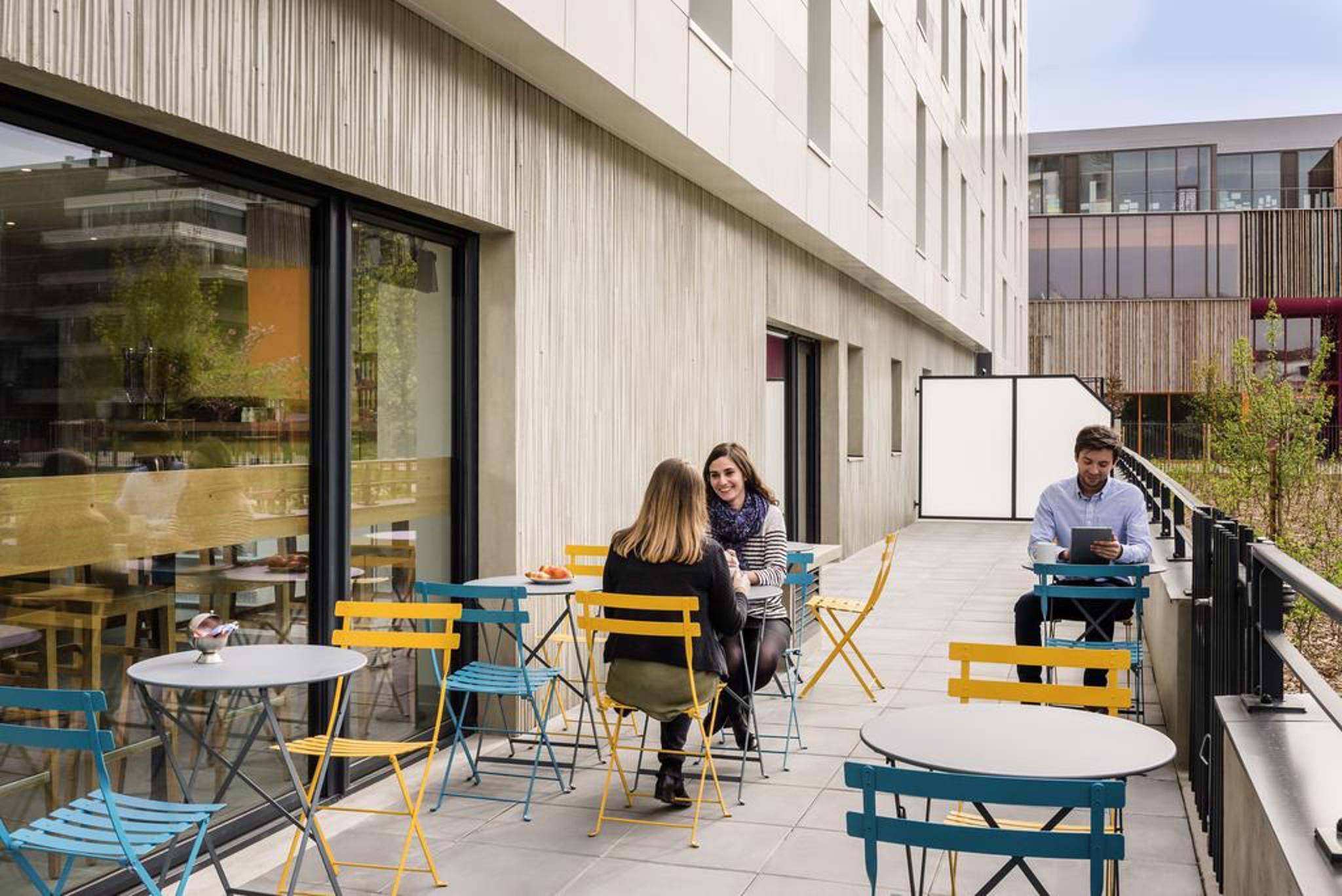 Aparthotel Adagio Access Colombes La Defense Екстериор снимка