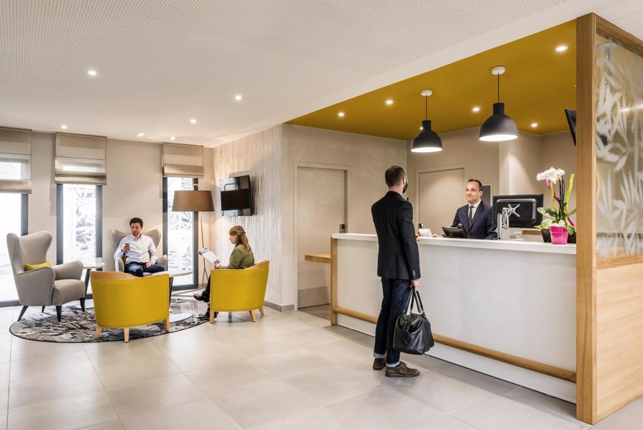Aparthotel Adagio Access Colombes La Defense Екстериор снимка