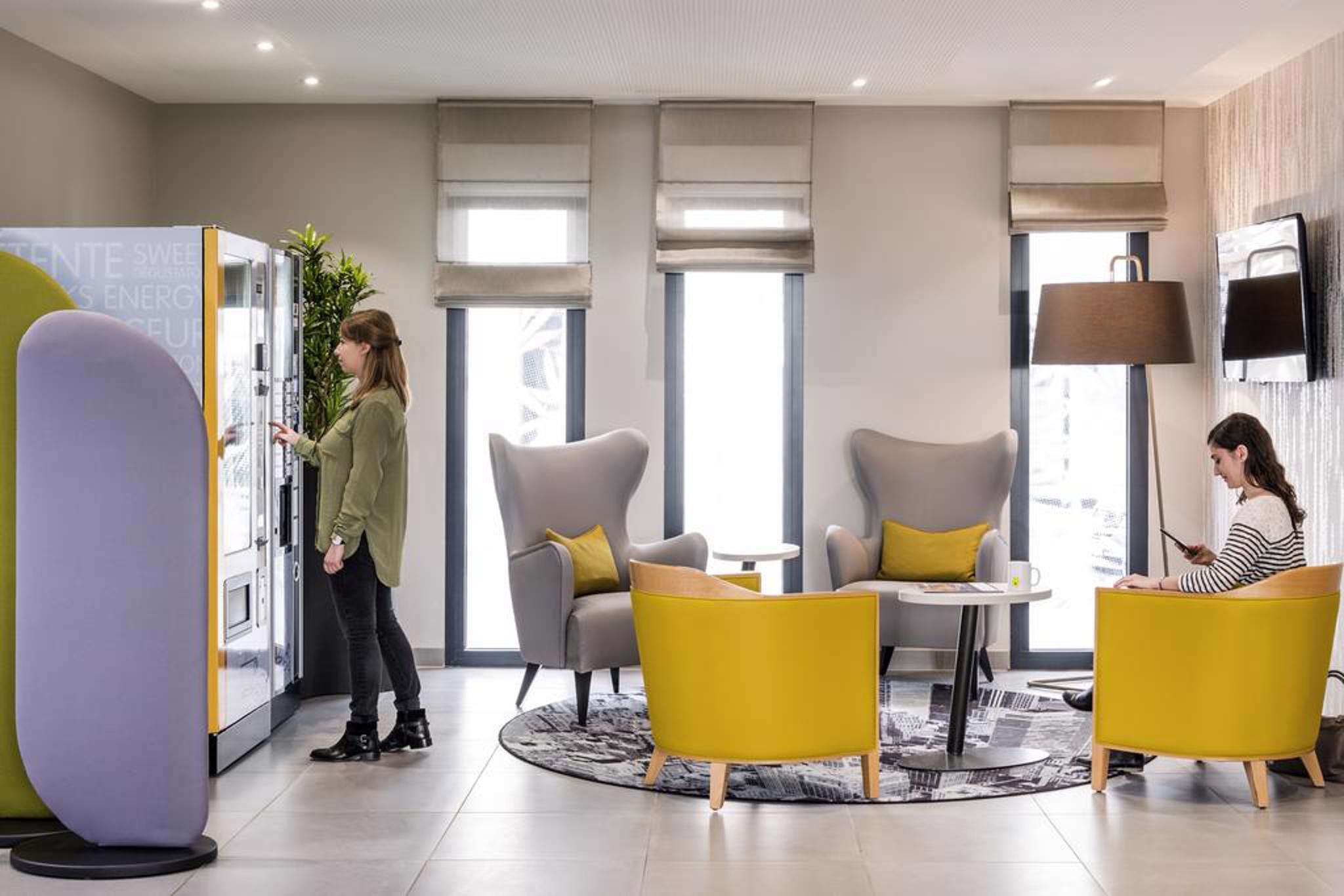 Aparthotel Adagio Access Colombes La Defense Екстериор снимка