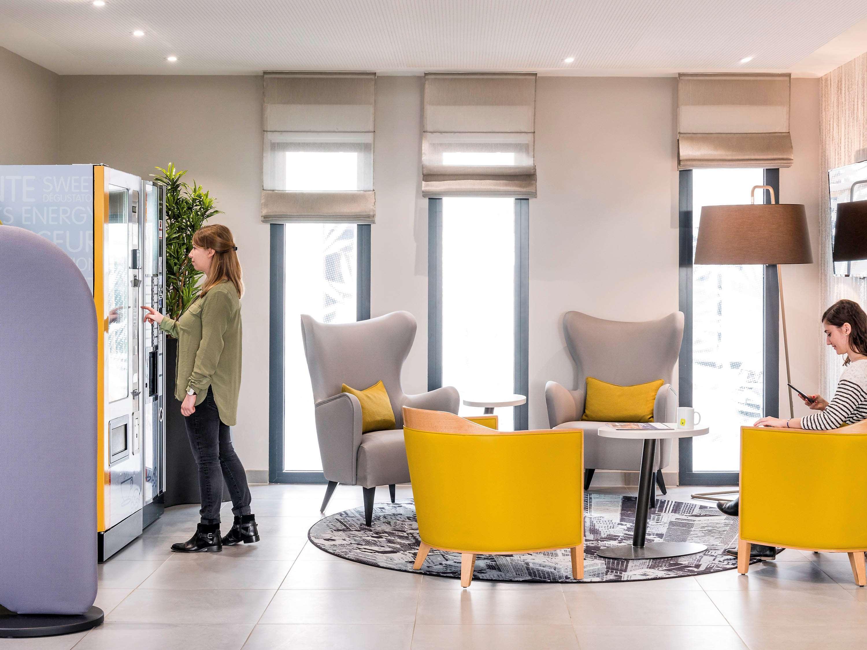 Aparthotel Adagio Access Colombes La Defense Екстериор снимка